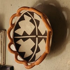 Acoma N.M. pottery dish